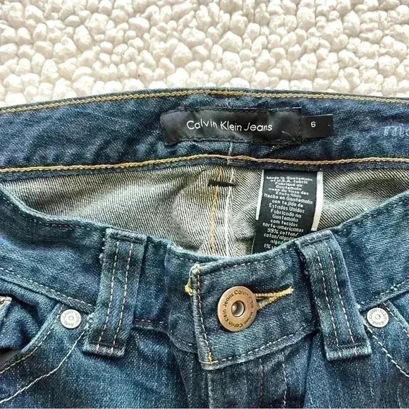 Calvin Klein Modern Flare Midrise Faded Stretch Embroidered Jeans Size 6 - Picture 11 of 15